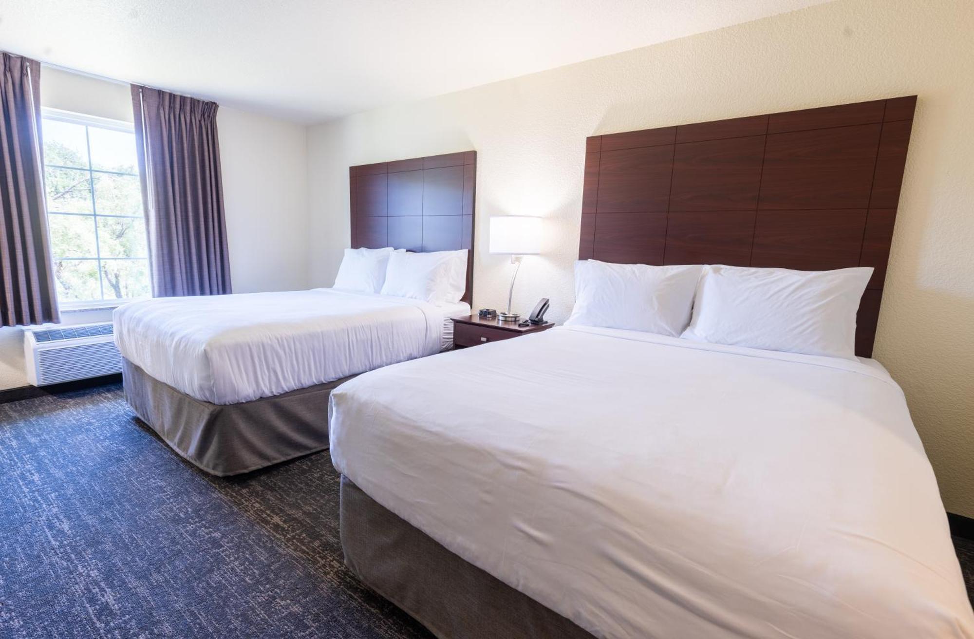 Cobblestone Inn & Suites - Winters Екстер'єр фото